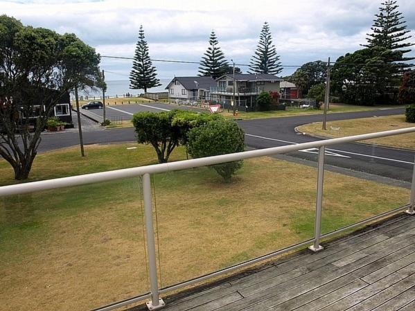 Waihi Beach Break - Waihi Beach Bach Екстериор снимка